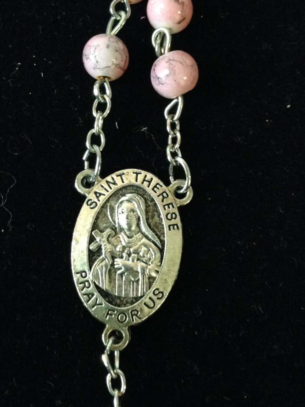 VTG 50's/70's Rosebud Rosary Glass Beads St. Theresa Religious Catholic Prayer - Picture 4 of 8